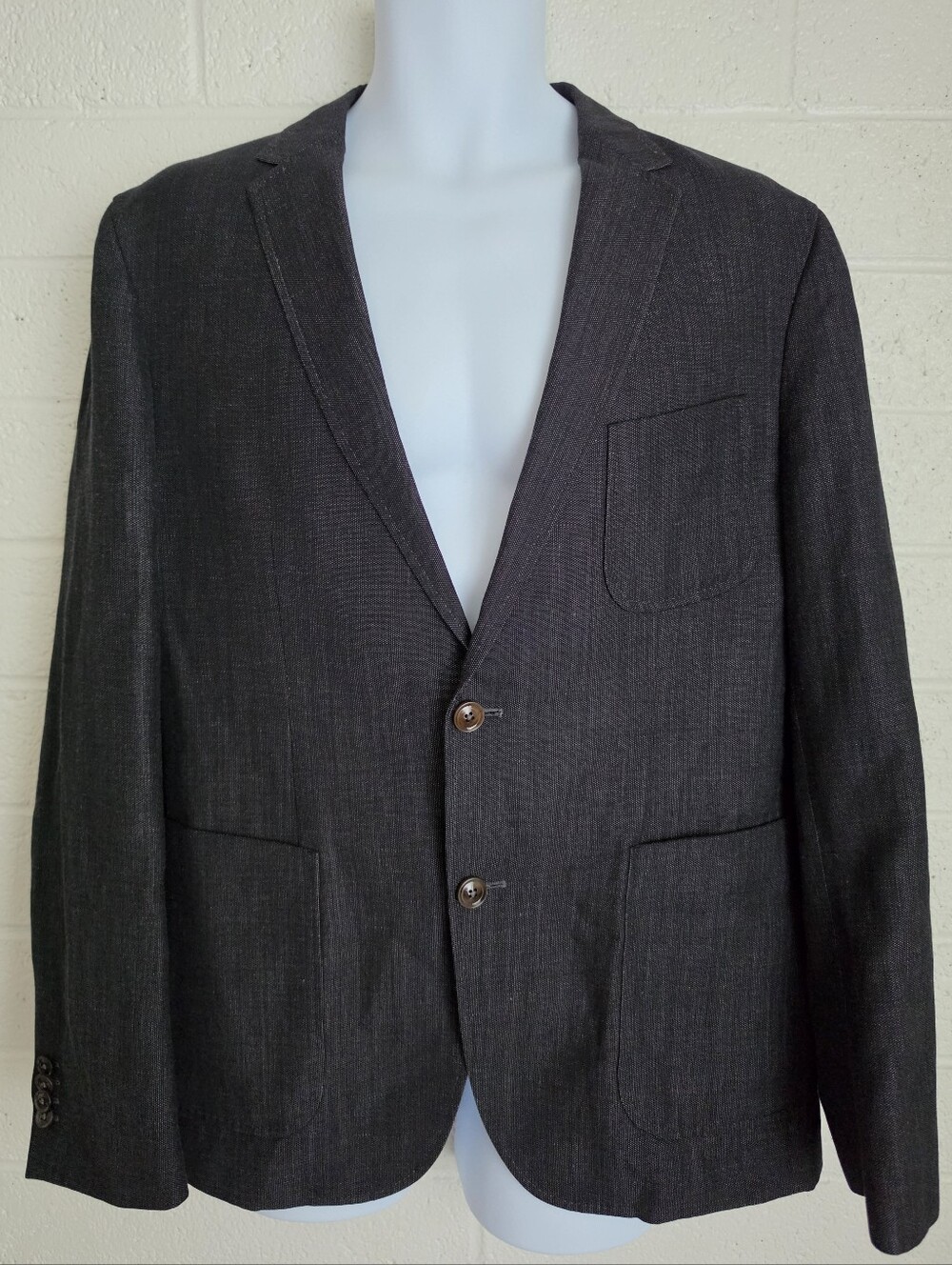 Hugo Boss Sport Coat Blazer 40R Grey Black Plaid Wool Lanificio Tesse Biella